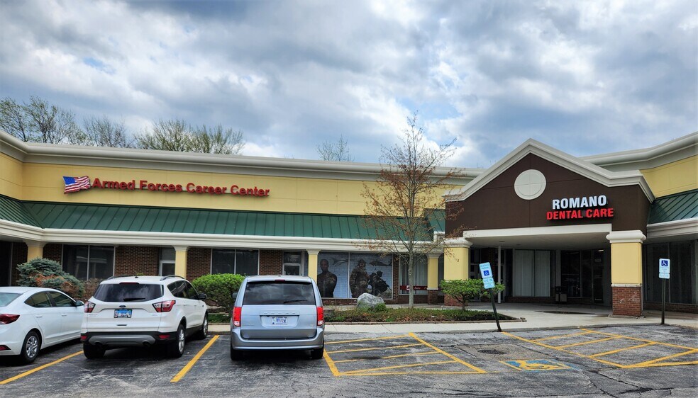 More Photos Of 1461-1535 Schaumburg Rd, Schaumburg Unknown For Lease