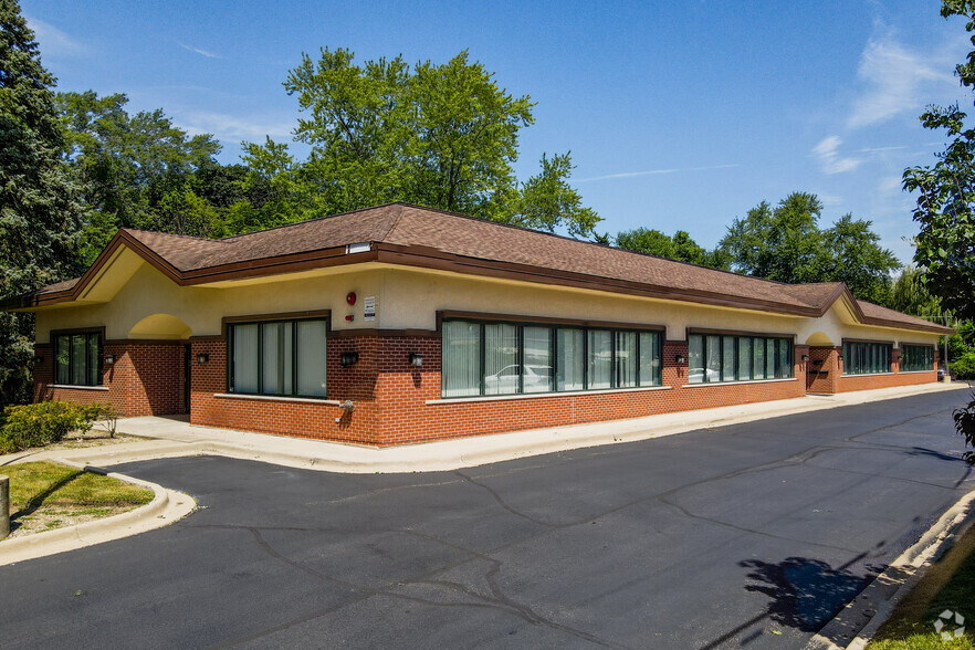 Primary Photo Of 932 N Wright St, Naperville Office For Lease