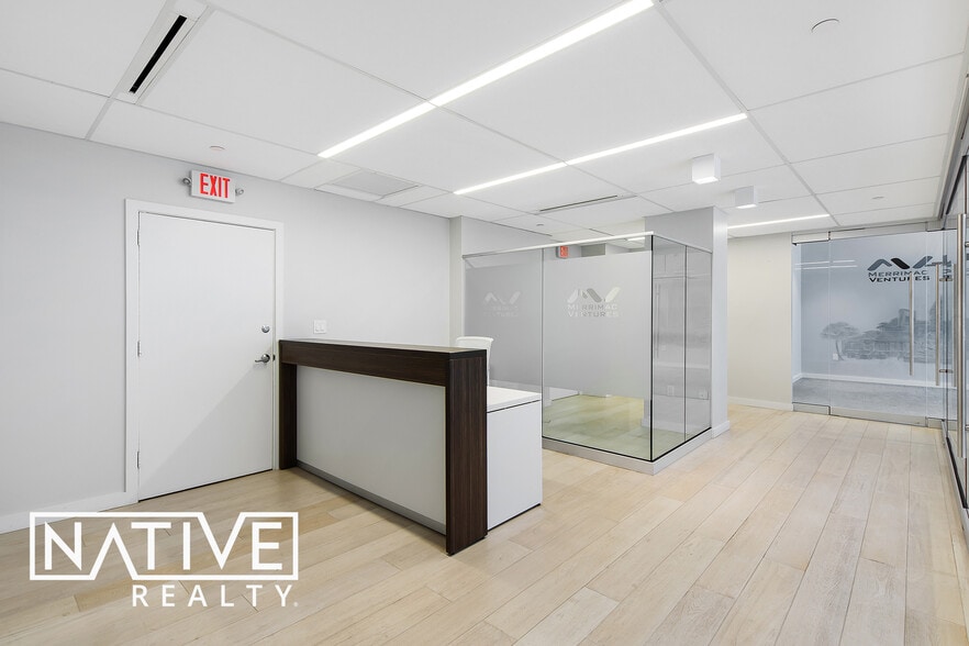 More Photos Of 2455 E Sunrise Blvd, Fort Lauderdale Loft Creative Space For Sale