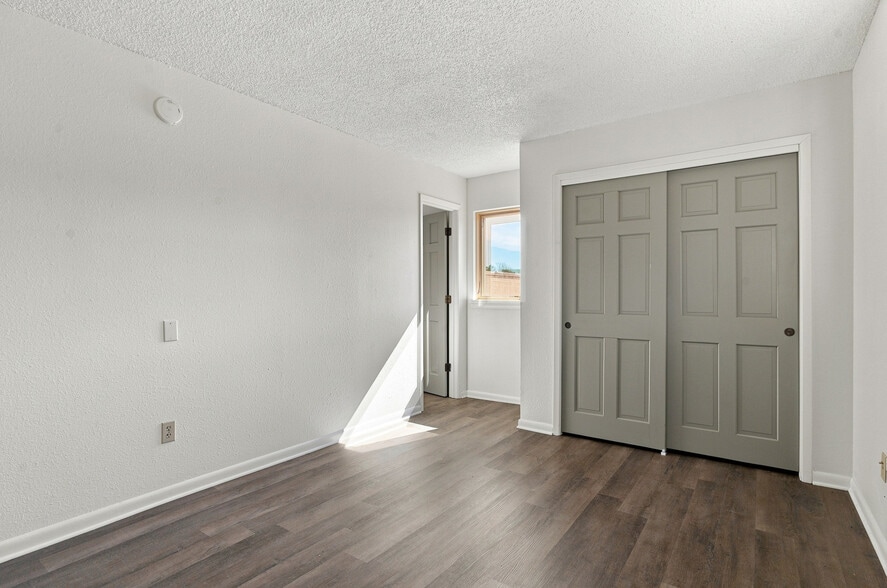 More Photos Of 1525 Pacheco St, Santa Fe Self Storage For Sale