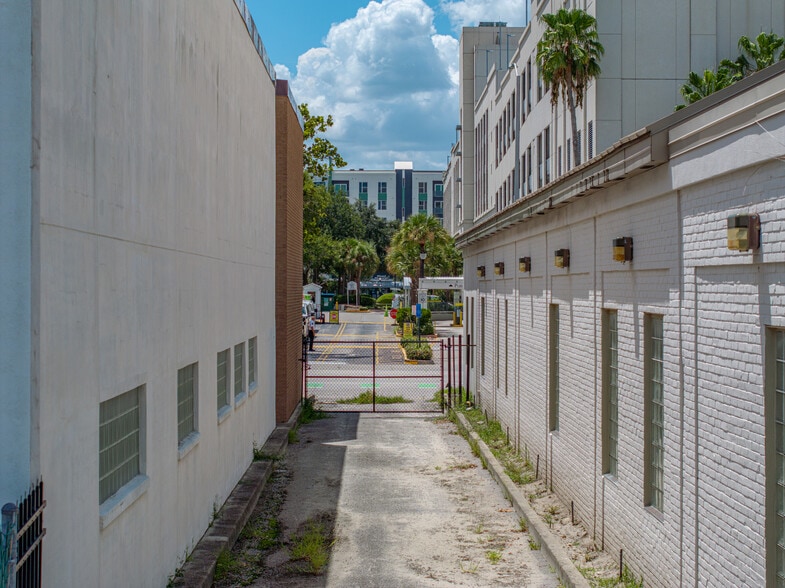 More Photos Of 437 N Magnolia Ave, Orlando Loft Creative Space For Sale