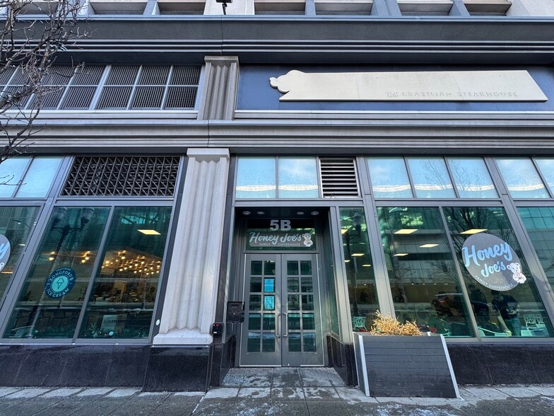 More Photos Of 5 Broad St, Stamford Fast Food For Lease