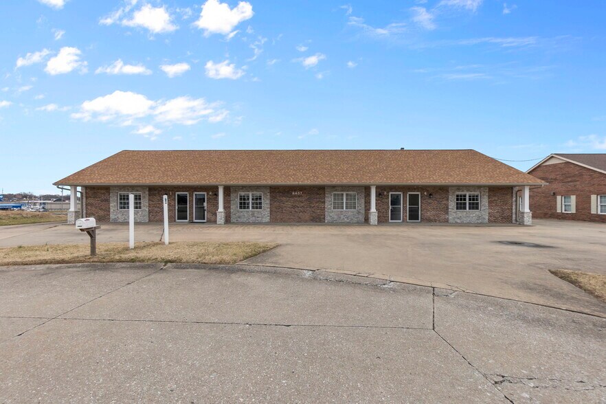 Primary Photo Of 2437 Myra Dr, Cape Girardeau Office For Sale