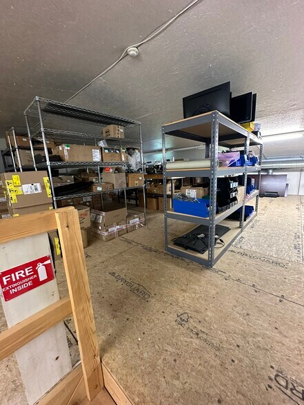 More Photos Of 1250 Rochester St, Lima Light Manufacturing For Lease