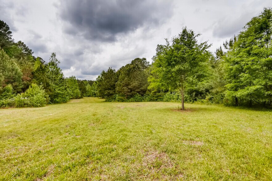 More Photos Of 3920 Hiram Lithia Springs Rd, Powder Springs Land For Sale