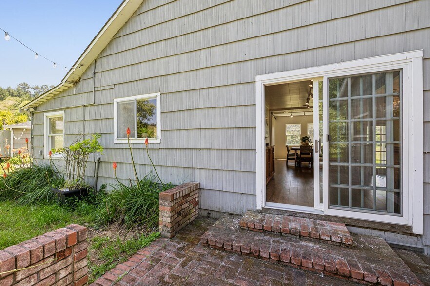 More Photos Of 1650 Stage Rd, Pescadero Specialty For Sale