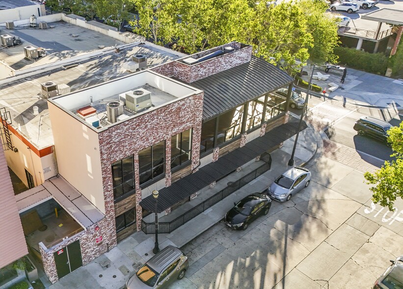 More Photos Of 11100 Downey Ave, Downey Restaurant For Sale