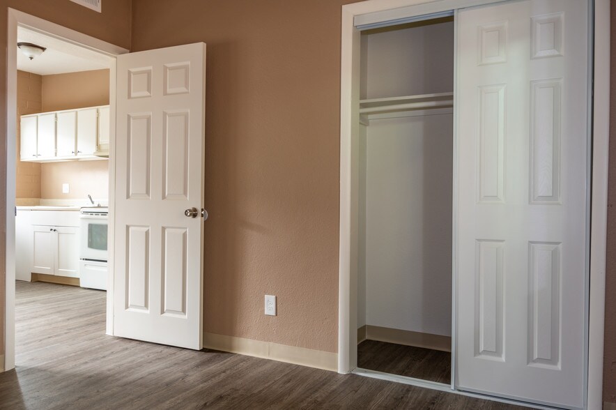 More Photos Of 2411 S 6th Ave, Tucson Apartments For Sale