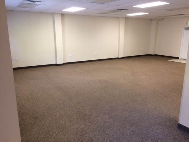 More Photos Of 2155 Larkspur Ln, Redding Office For Sale