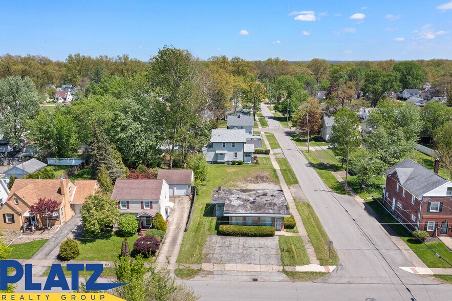 More Photos Of 615 SE Belvedere Ave, Warren General Retail For Sale