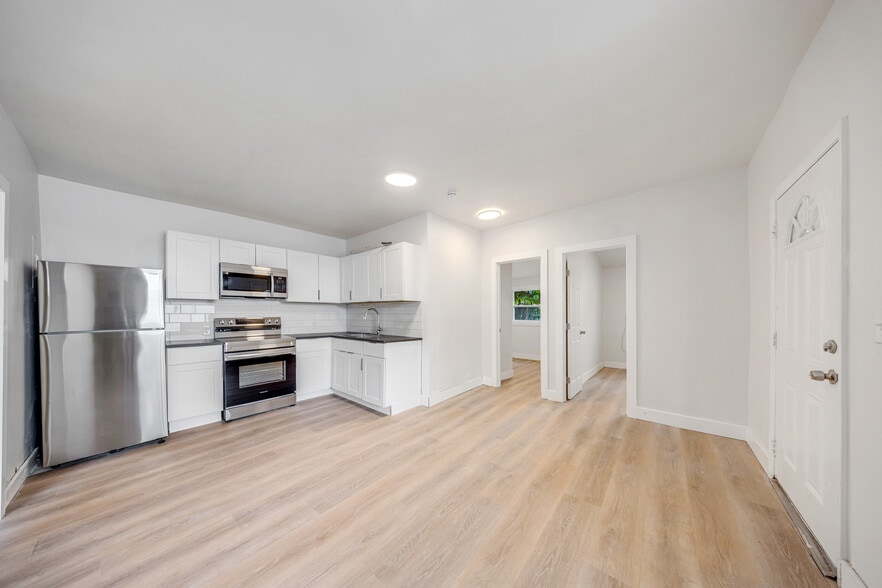 More Photos Of 1648 NW 33rd St, Miami Apartments For Sale