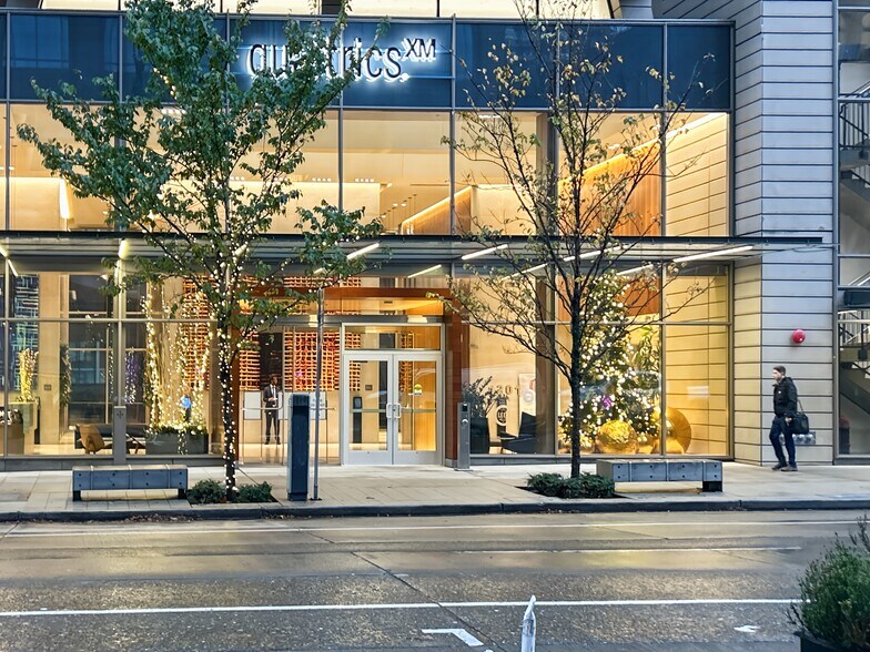 More Photos Of 1201 2nd Ave, Seattle Coworking Space