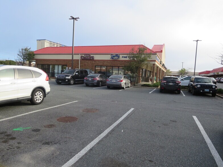 More Photos Of 11805 Coastal Hwy, Ocean City Unknown For Lease