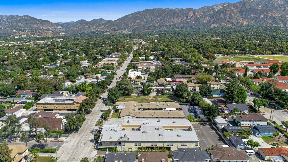 More Photos Of 1450 N Fair Oaks Ave, Pasadena Assisted Living For Sale