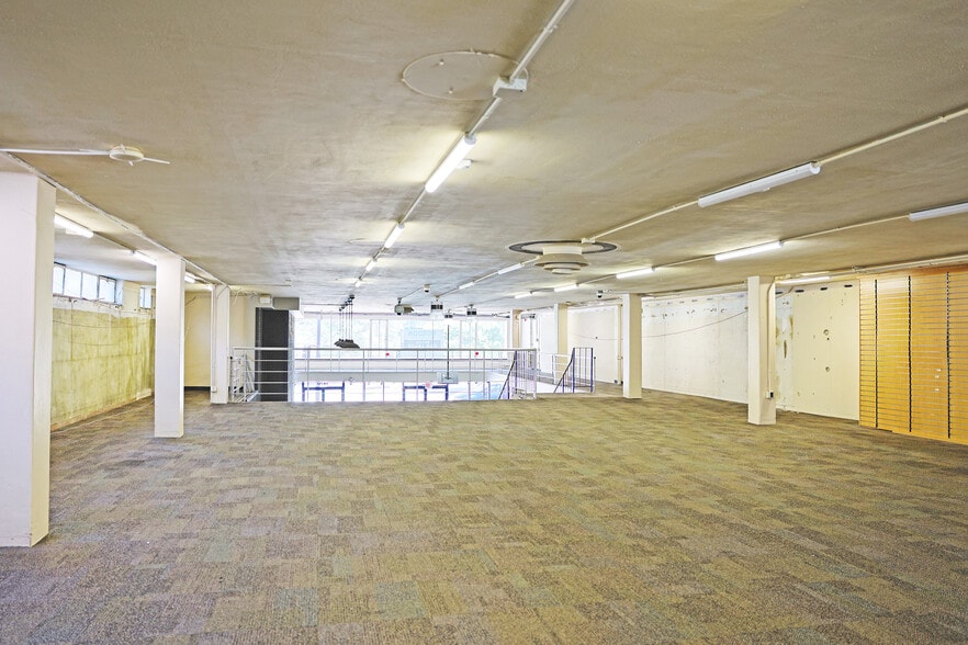 More Photos Of 2470 Bancroft Way, Berkeley Storefront Retail Office For Lease