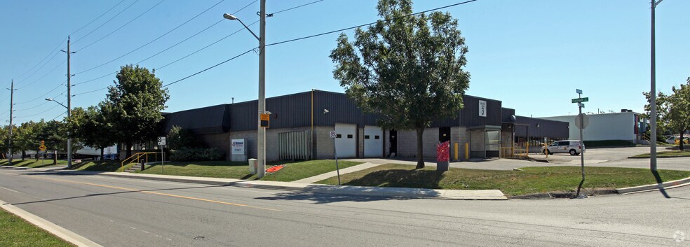 More Photos Of 377 Fairall St, Ajax Warehouse For Lease