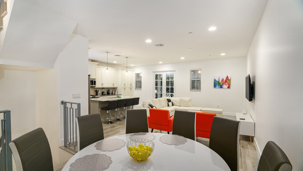 More Photos Of 3770 County Line Rd, Tequesta Apartments For Sale