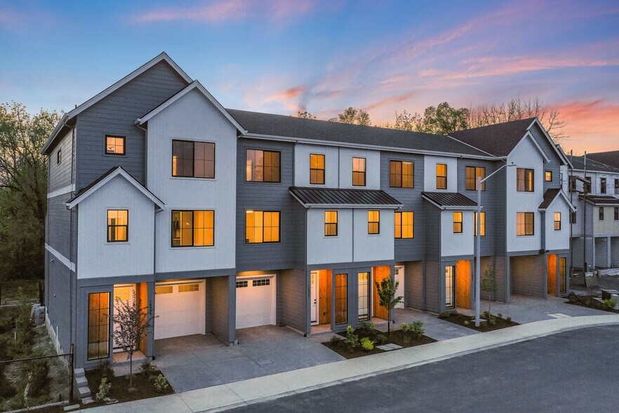 More Photos Of 16933 SW 132nd Ter, Tigard Apartments For Sale