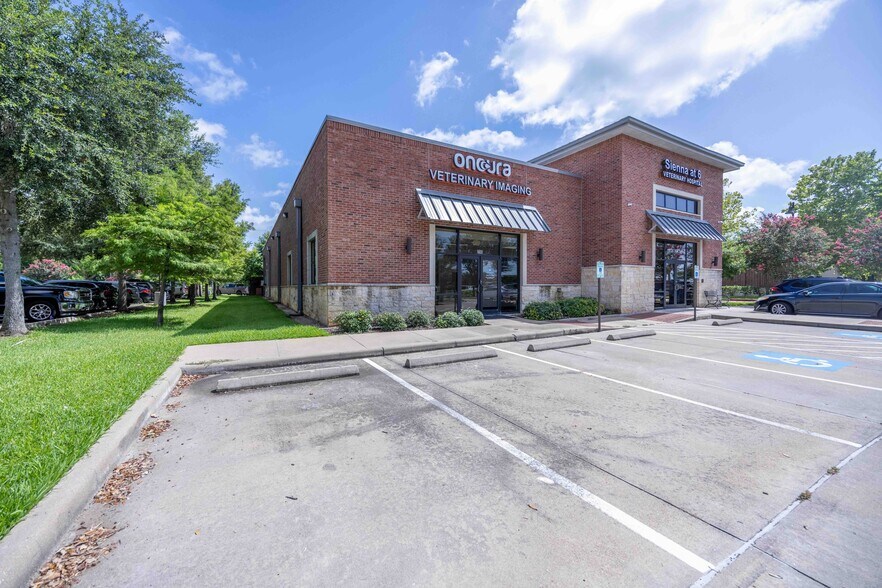 More Photos Of 8721 Highway 6, Missouri City Medical For Lease