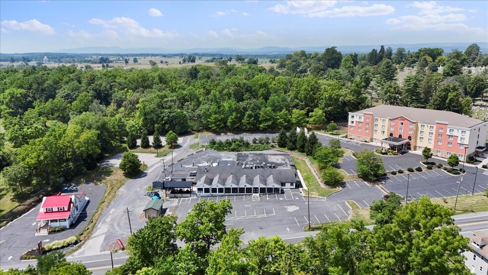 More Photos Of 985 Baltimore Pike, Gettysburg Storefront For Sale