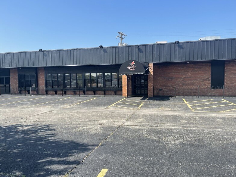 More Photos Of , Decatur General Retail For Sale