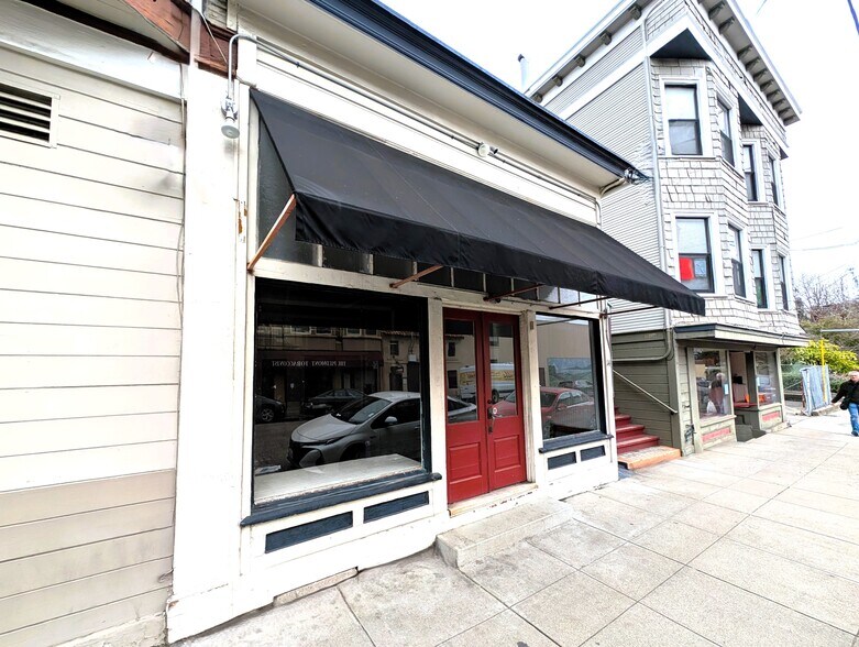 More Photos Of 14 Glen Ave, Oakland Storefront For Lease