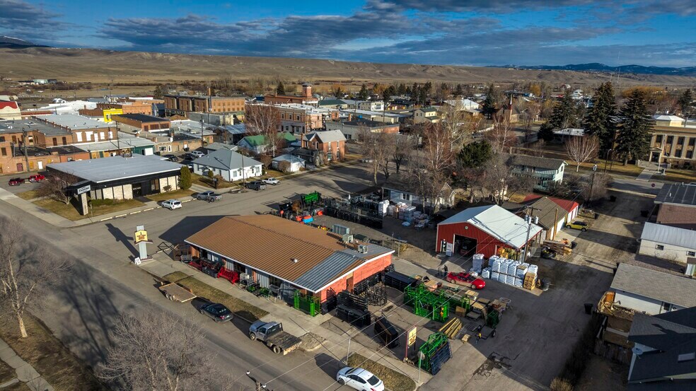 More Photos Of 401 Milwaukee Ave, Deer Lodge Office For Sale