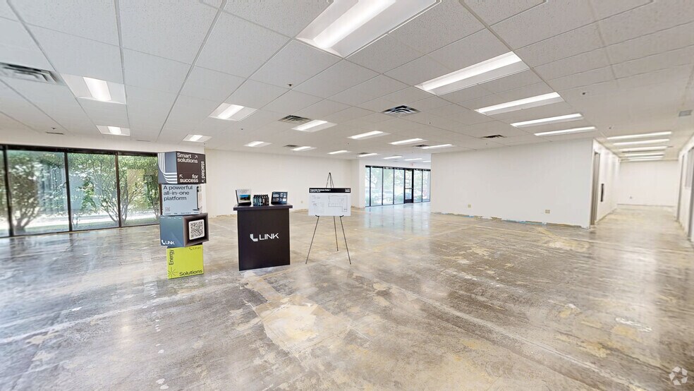 More Photos Of 1301 Corporate Center Dr, Eagan Unknown For Lease