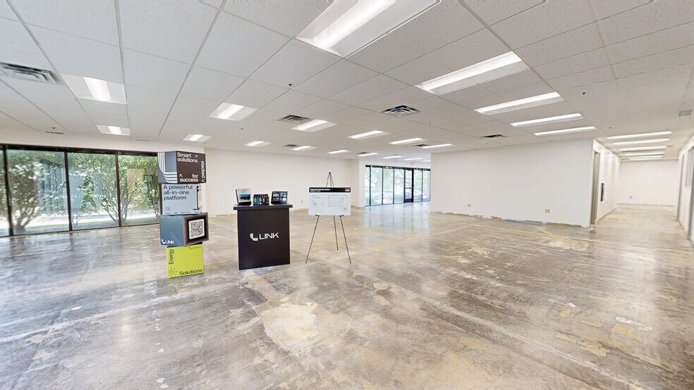 More Photos Of 1301 Corporate Center Dr, Eagan Unknown For Lease