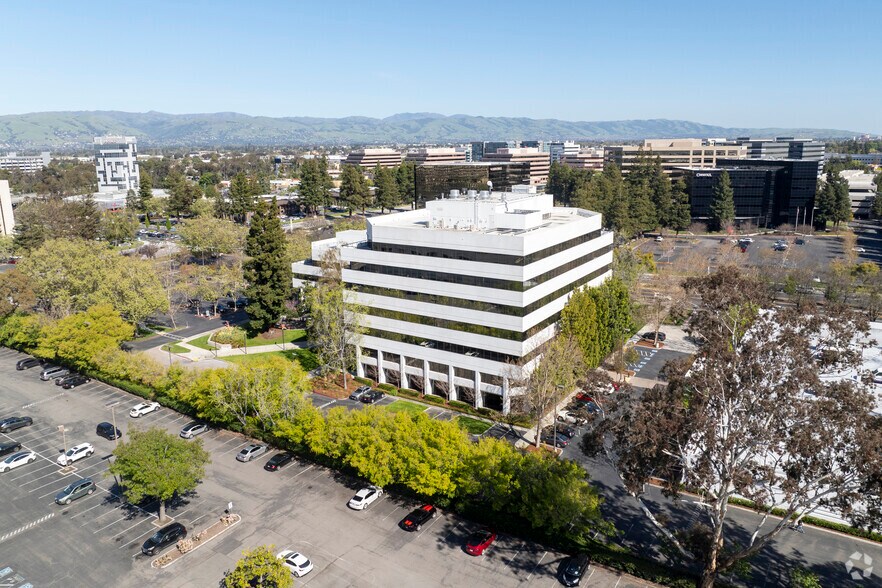 More Photos Of 2001 Gateway Pl, San Jose Office For Lease