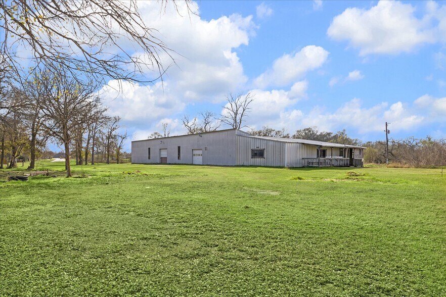 More Photos Of 4343 Buller Rd, Pattison Land For Sale