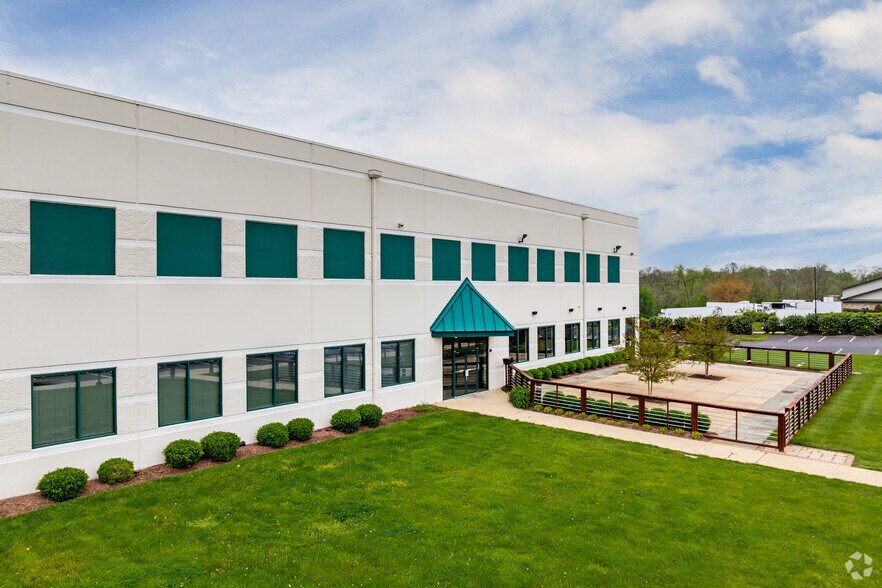 More Photos Of 4607 Wedgewood Blvd, Frederick Manufacturing For Sale