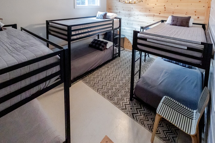 More Photos Of 6385 W White Mountain Blvd, Lakeside Lodge Meeting Hall For Sale