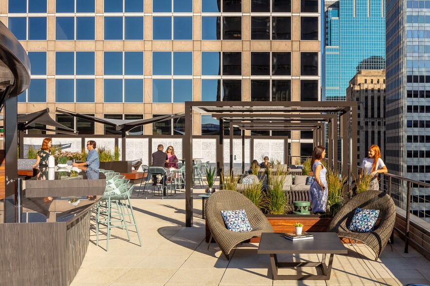 More Photos Of 225 S 6th St, Minneapolis Office For Lease