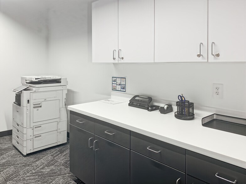 More Photos Of 2323 W 5th Ave, Columbus Coworking Space