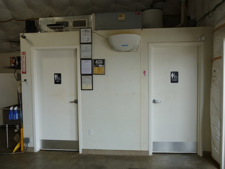 More Photos Of 282 Rees St, Breaux Bridge Light Distribution For Sale