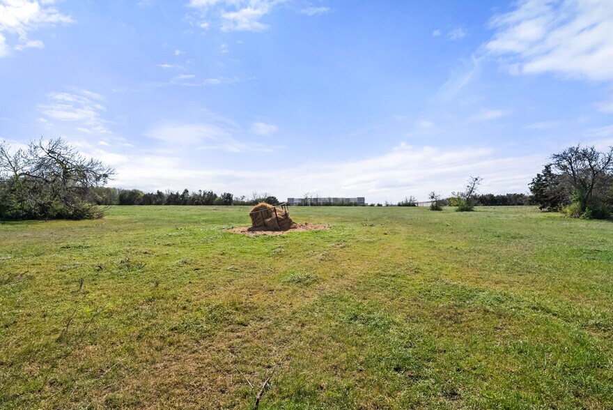 More Photos Of 24501 I 35, Kyle Land For Sale