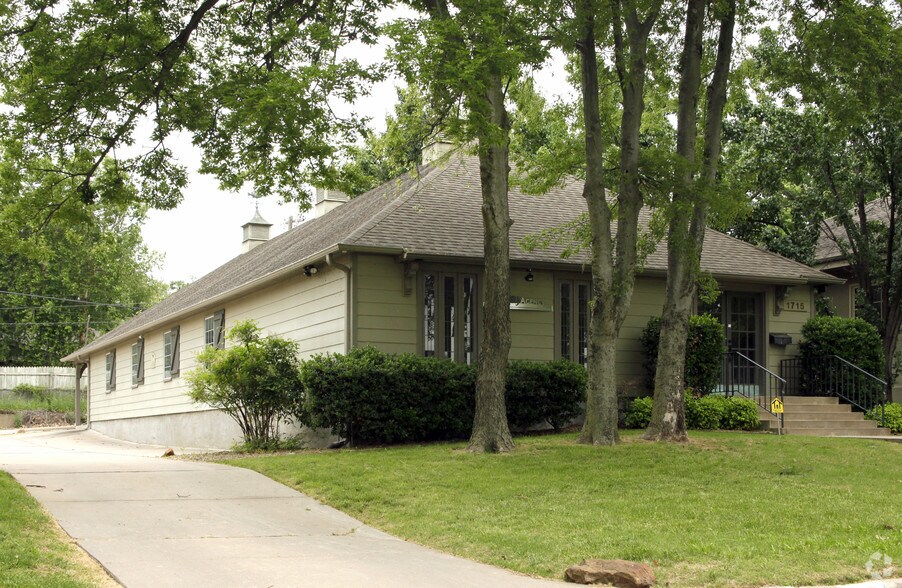 More Photos Of 1715 S Baltimore Ave, Tulsa Office For Lease