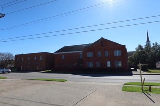 More Photos Of 1117 1st St, Rosenberg Specialty For Sale