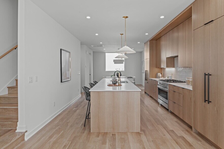 More Photos Of , Raleigh Multifamily For Sale