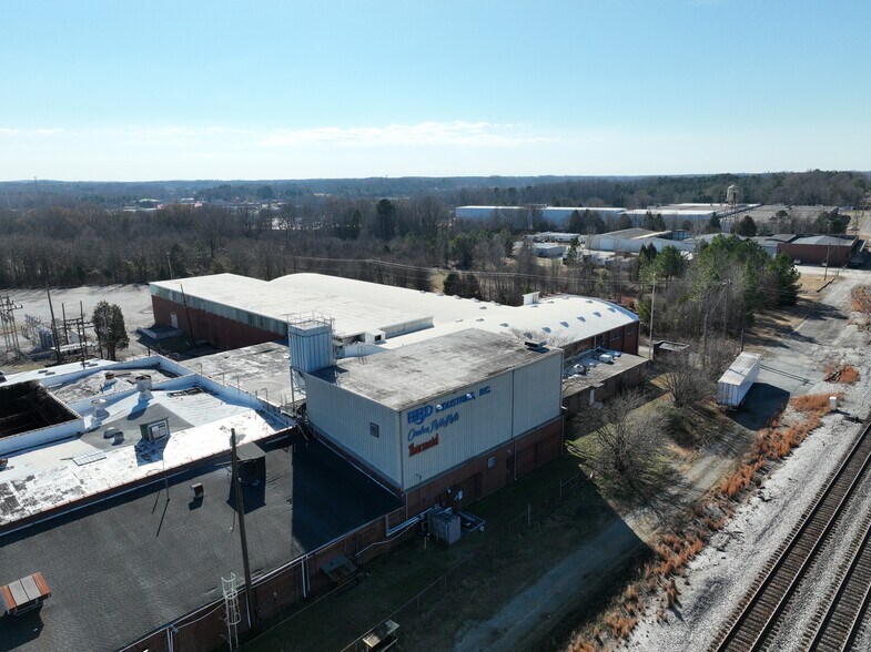 More Photos Of 110 Thermoid Way, Salisbury Manufacturing For Sale