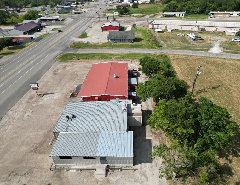 More Photos Of 701 N Martin Luther King Jr Hwy, Mexia Restaurant For Sale