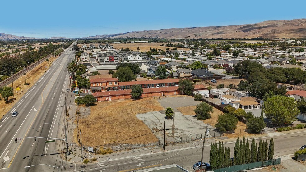 More Photos Of 25 Peebles Ave, Morgan Hill Land For Sale