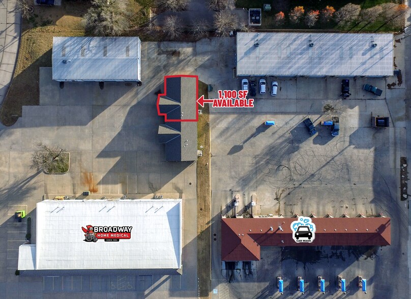 More Photos Of 621-633 N Kessler St, Wichita Showroom For Lease
