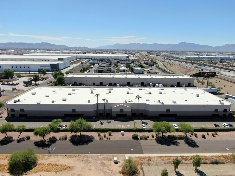 More Photos Of 5701 W Latham St, Phoenix Unknown For Lease