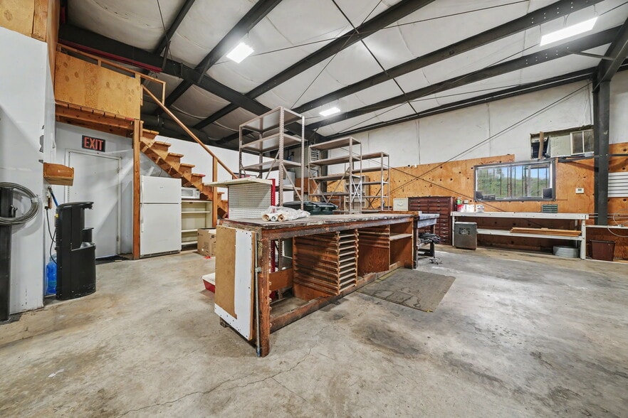 More Photos Of 11020 N State Highway 49, Martell Freestanding For Sale
