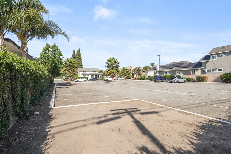 More Photos Of 835-839 N Parton St, Santa Ana Land For Sale
