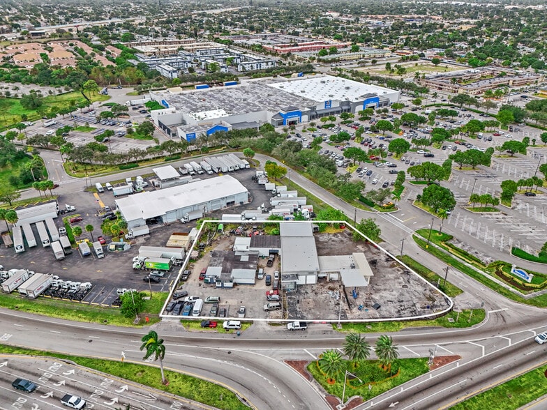 More Photos Of 17410 NW 2nd Ave, Miami General Retail For Sale