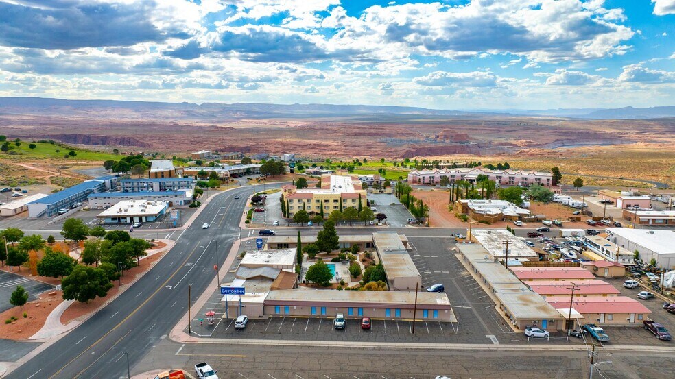 More Photos Of 150 N Lake Powell Blvd, Page Hotel For Sale