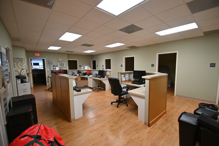 More Photos Of 5115 Palafox St, Pensacola Freestanding For Lease